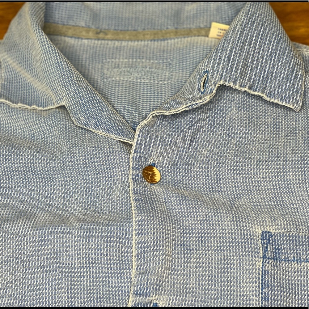 Men’s Timmy Bahama button down!